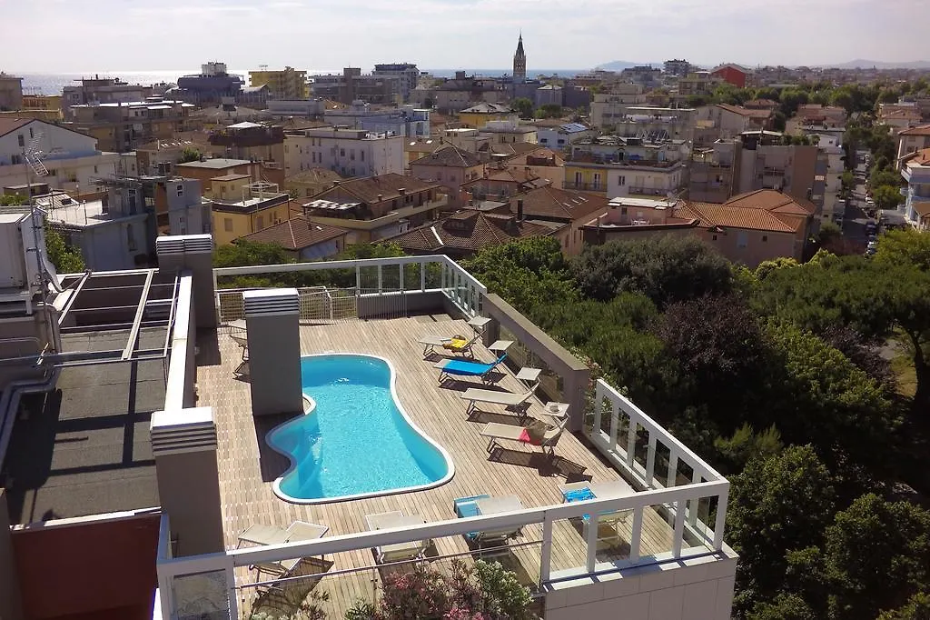 Residence Delfina Rimini 3*,